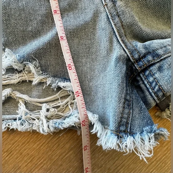 RUE21 EMBELLISHED BLING RHINESTONE SHORTS - Picture 12 of 13